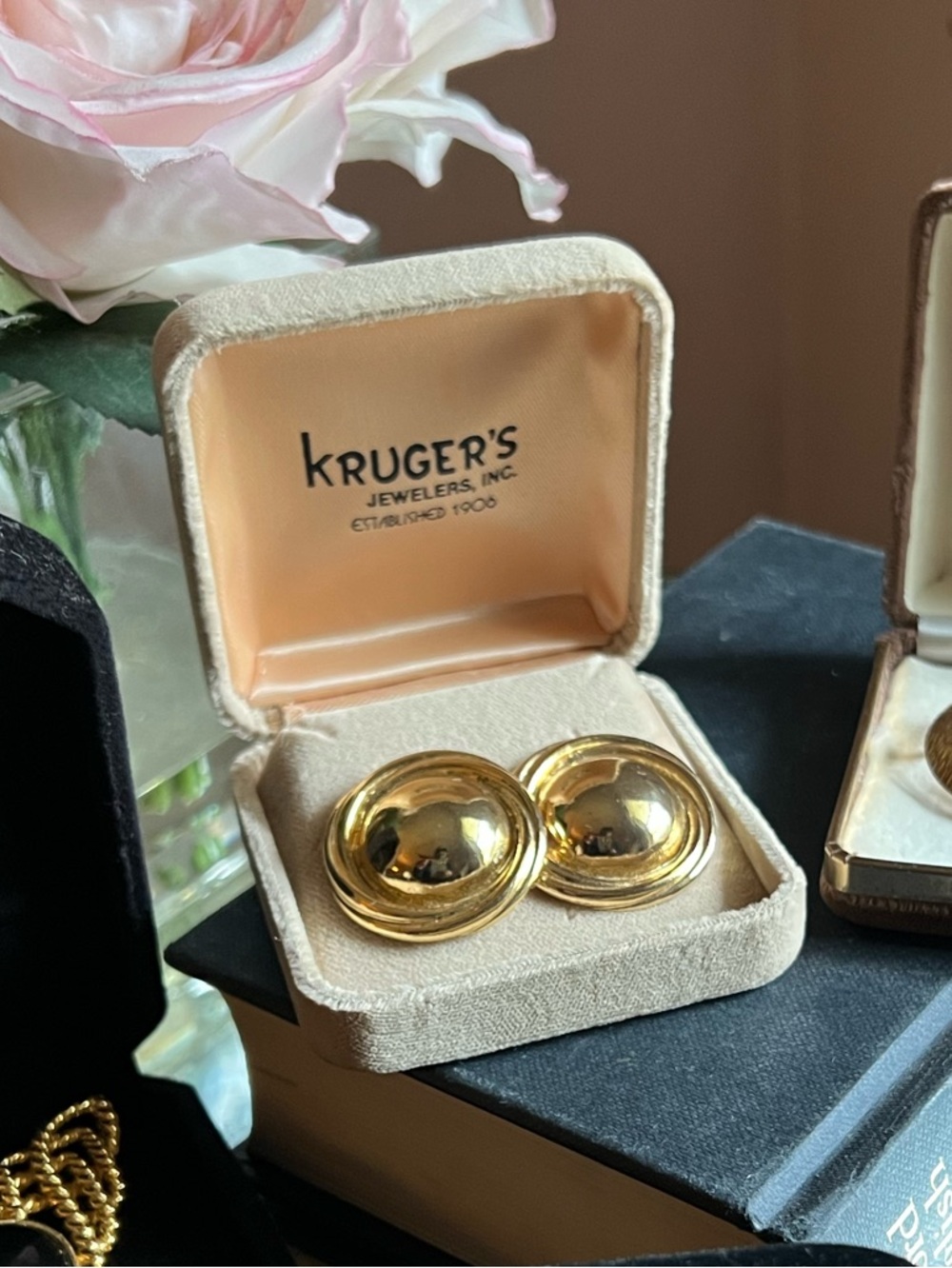 Dynasty-Inspired Gold Studs | Timeless Glamour & Vintage Flair